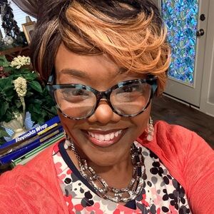 Meet your Posher, Melanie